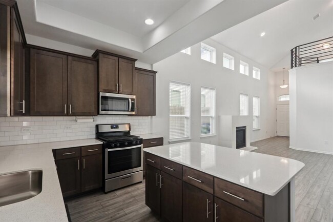 Building Photo - 6404 Mary Lewis Dr