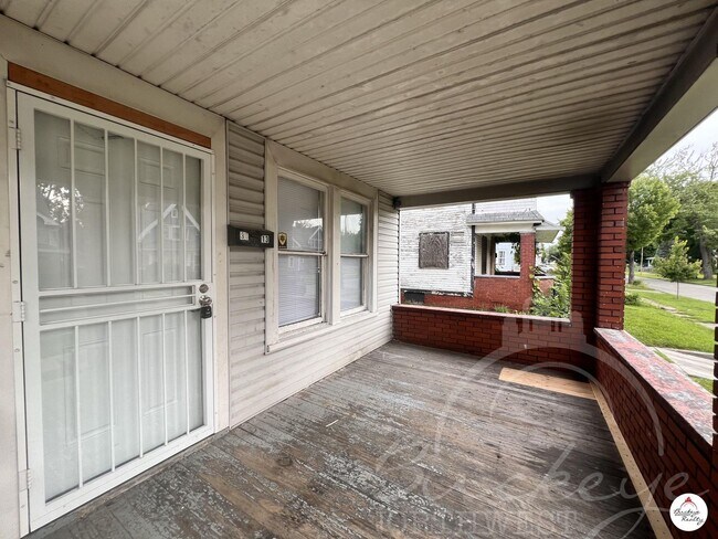 Building Photo - 3113 Scottwood Ave