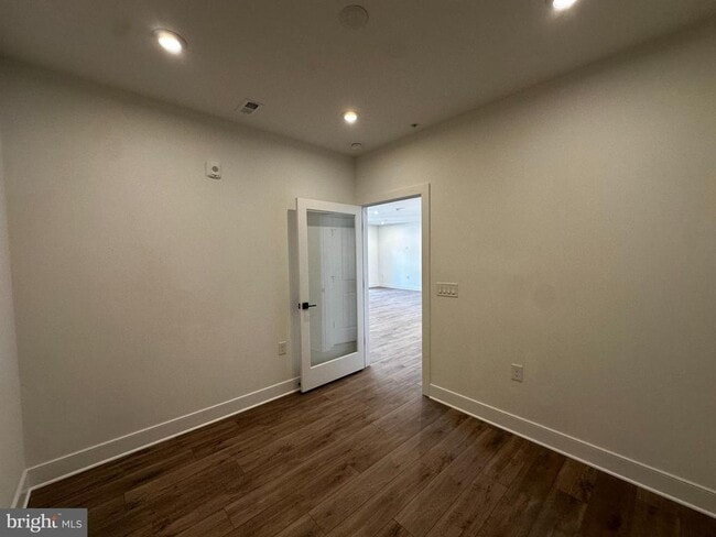 Building Photo - 1141 Fortune Terrace