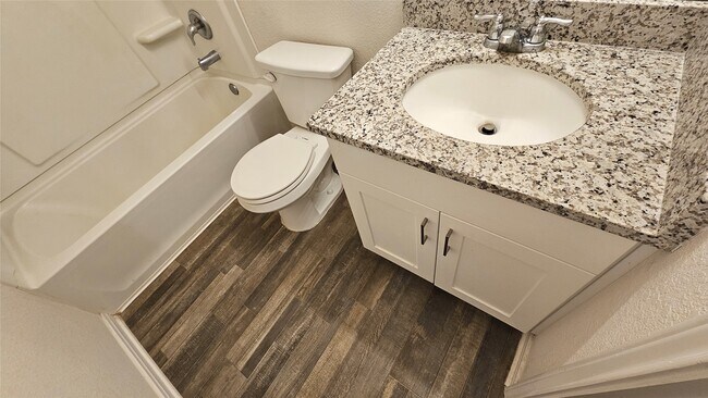 Building Photo - 14214 Green Wing Cir