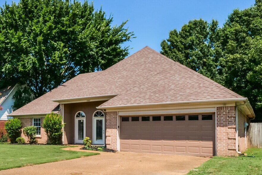 Building Photo - 10102 Fox Hunt Dr