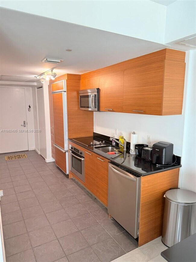 Building Photo - 50 Biscayne Blvd