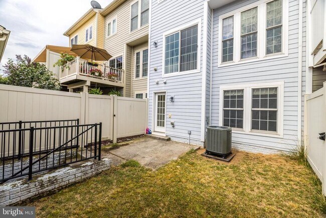 Building Photo - 459 Heartleaf Terrace SE
