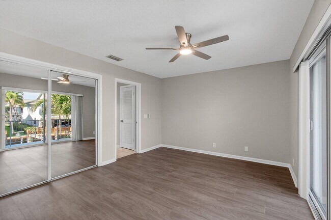 Building Photo - 750 Rider Rd