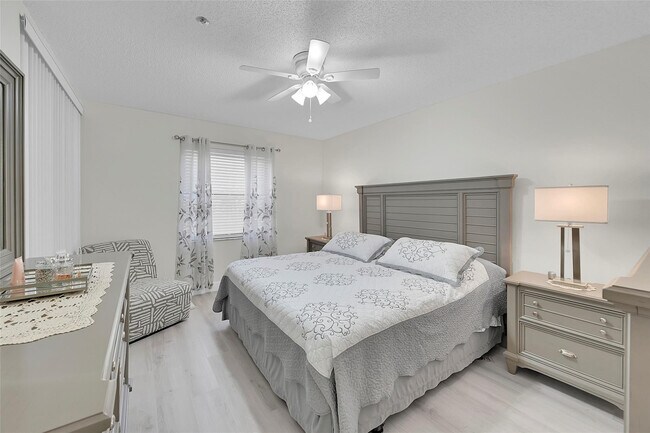 Building Photo - 5133 Brisata Cir