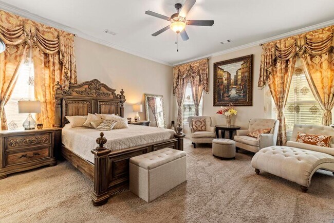 Building Photo - Luxury Living in The Oaks at Cotswold – 5B...