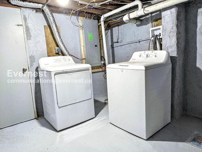 Building Photo - 1134 Myrtle Ave