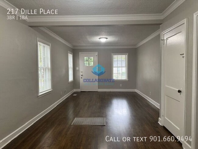 Building Photo - 217 Dille Pl