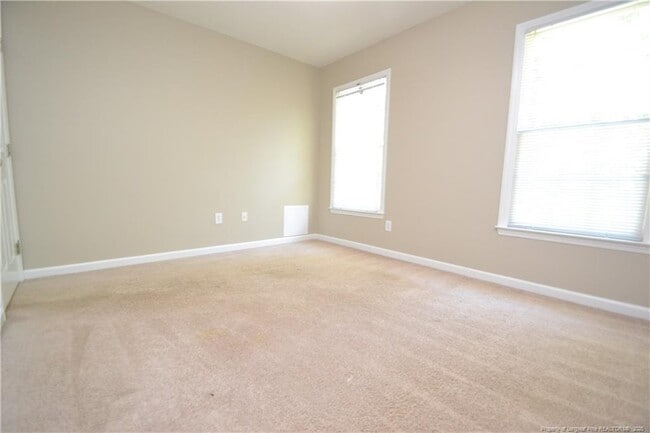 Building Photo - 6524 Englehardt Dr