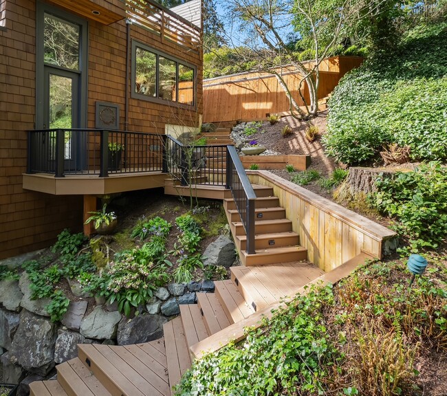 Building Photo - 7215 175th St SW