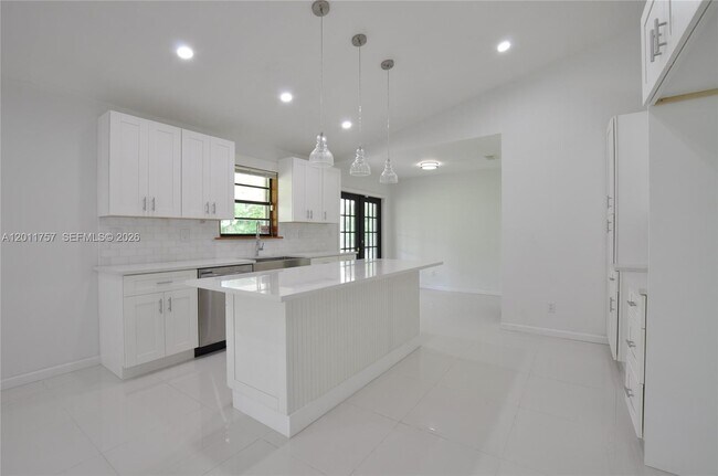 Building Photo - 16760 SW 280th St