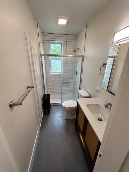 Building Photo - 227 45th St