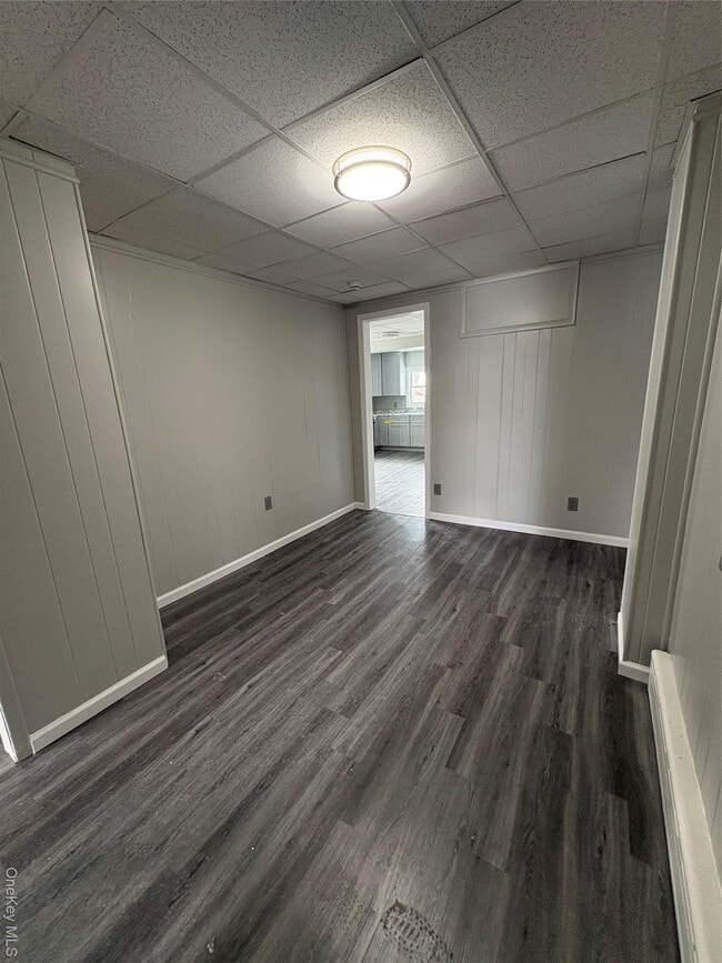 Building Photo - 142 Smith St