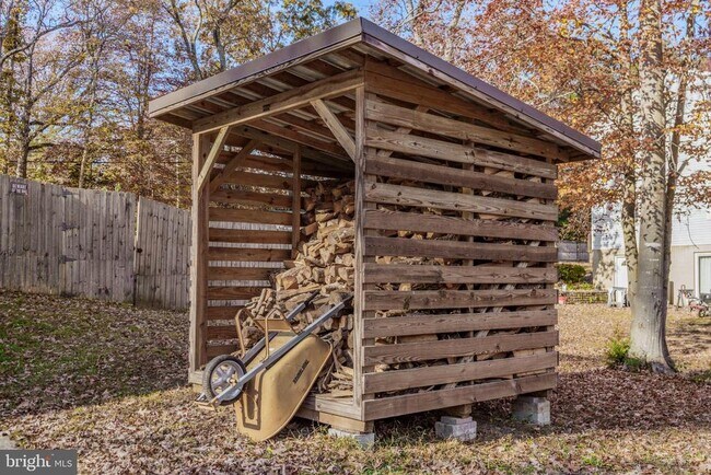 Building Photo - 22397 Armstrong Dr