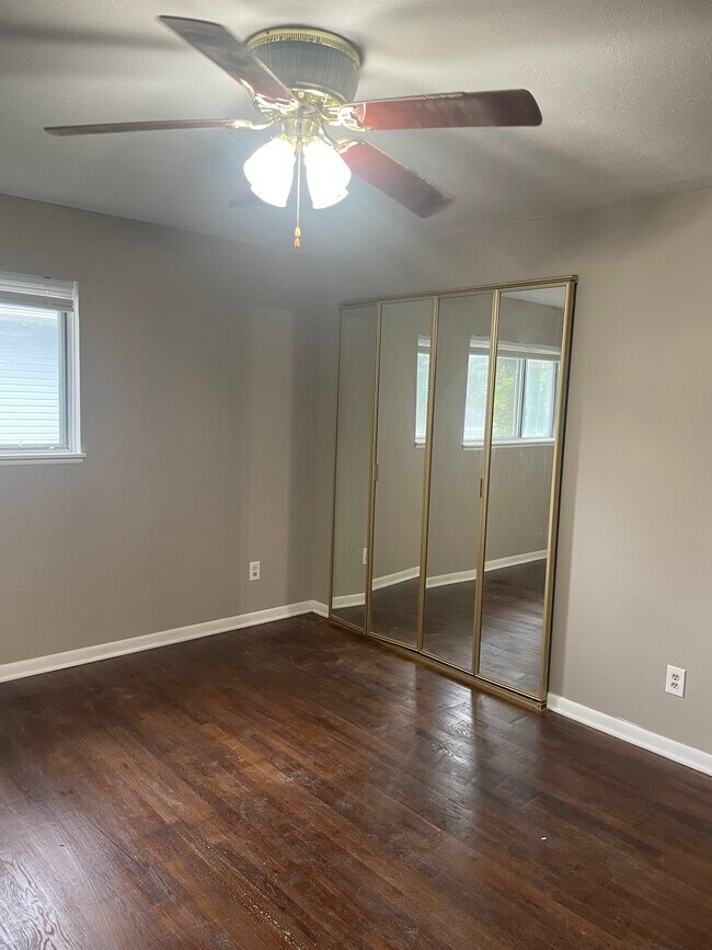 Building Photo - 16222 Howe Rd