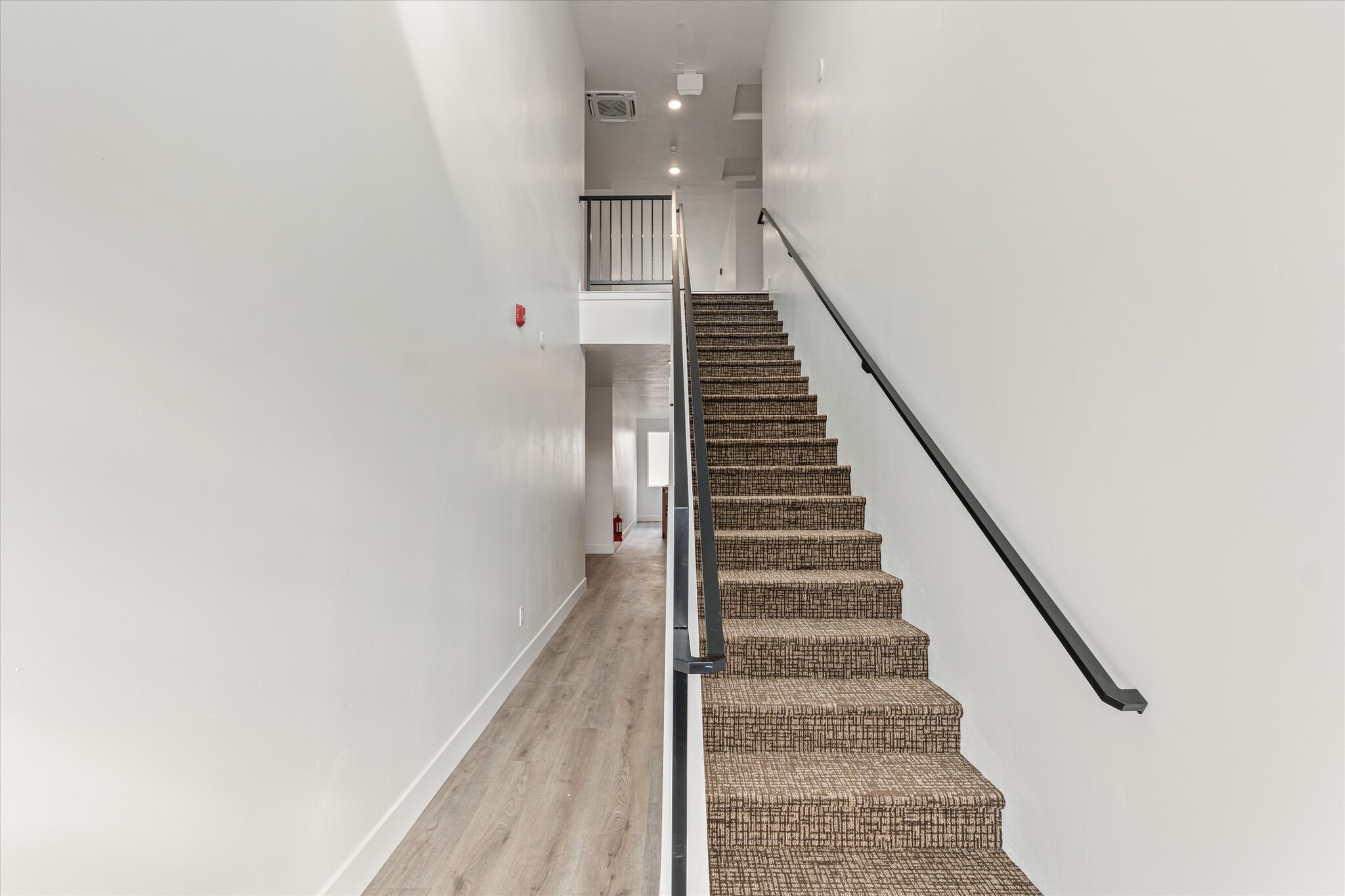 Building Photo - 6129 W 100 S