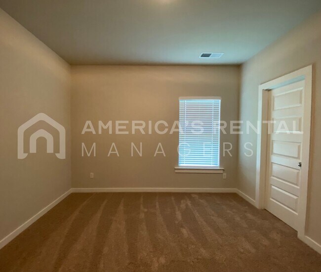 Building Photo - DEPOSIT PENDING! Home for Rent in Odenvill...