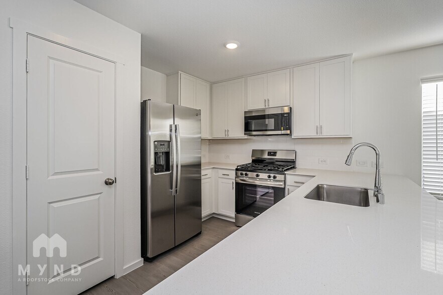 Building Photo - 10108 Dalgreen Cir