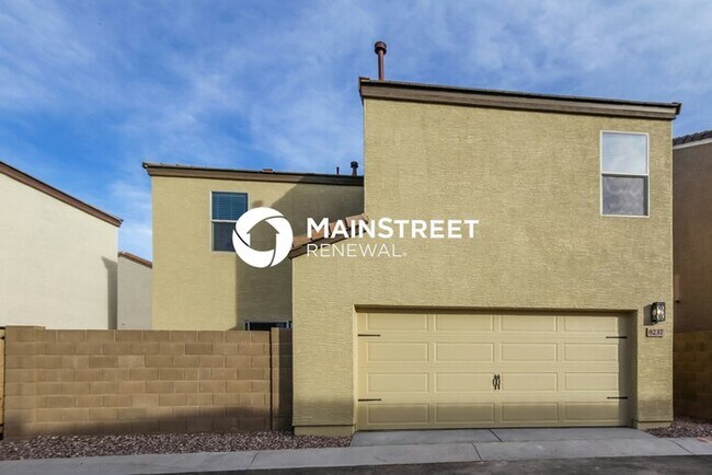 Building Photo - 3 Bedroom Pet-Friendly Home in Phoenix, AZ with Main Street Renewal