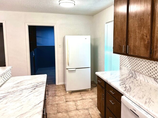 Building Photo - 1528 Angel Fire Dr