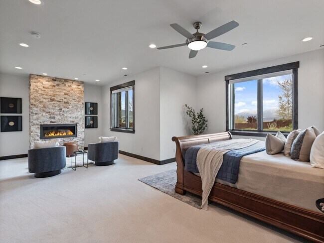 Building Photo - 1075 N Oquirrh Mountain Dr
