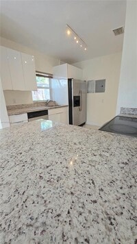 Building Photo - 5715 NW 6th Ave