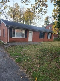 Building Photo - 3832 Walhampton Dr