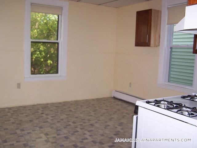 Building Photo - 89 Minden St