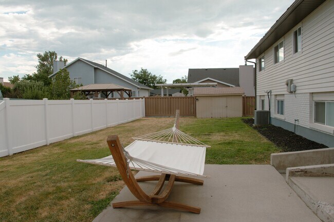 Building Photo - 1108 500 N