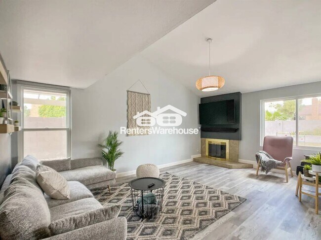 Building Photo - 4416 W Watson Ln
