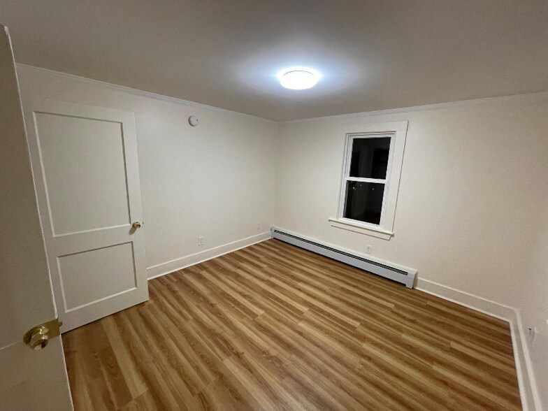 Building Photo - 5 Dartmouth St