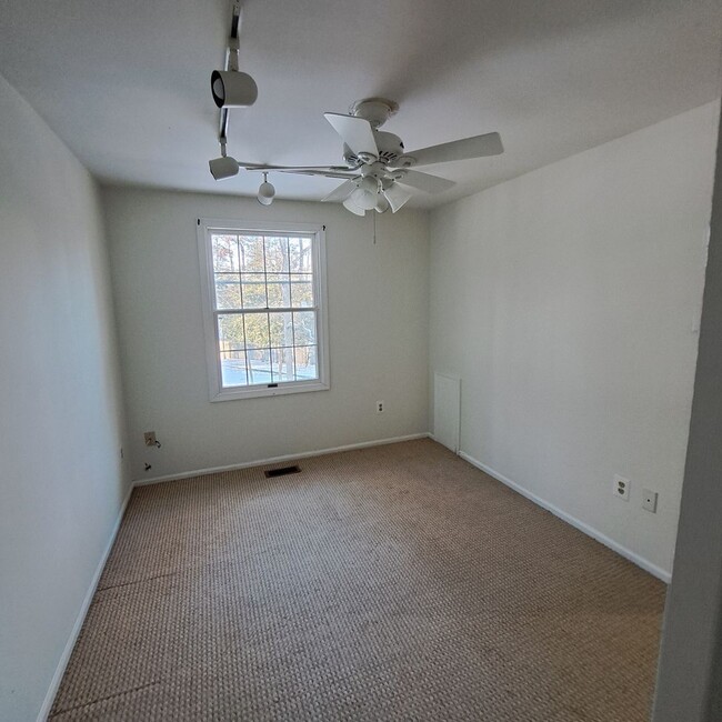 Building Photo - 3646 Lightner Ct