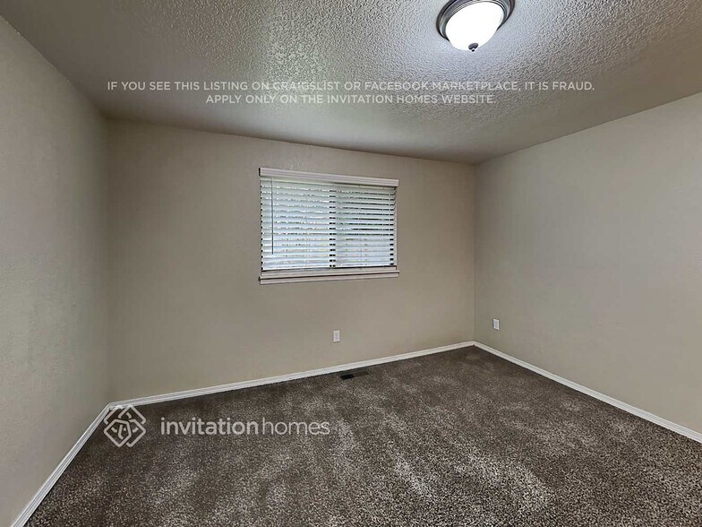 Building Photo - 8927 16th Pl SE