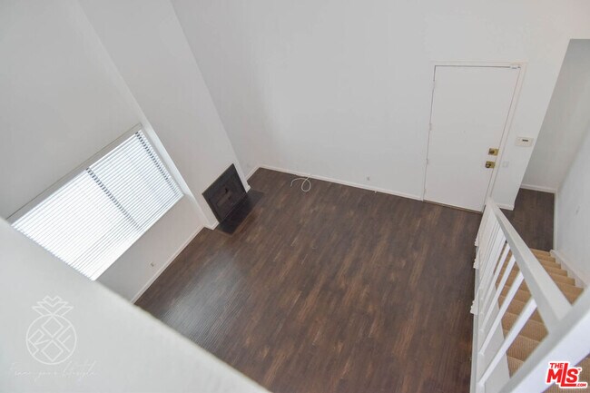 Building Photo - 1727 Glendon Ave