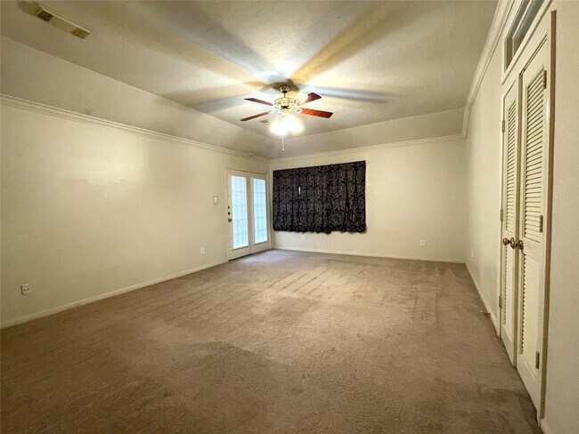 Building Photo - 1622 Diamond Brook Dr