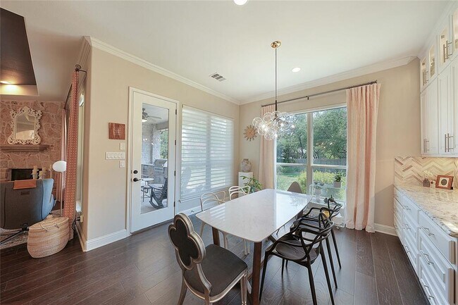 Building Photo - 4204 Stiles Ln