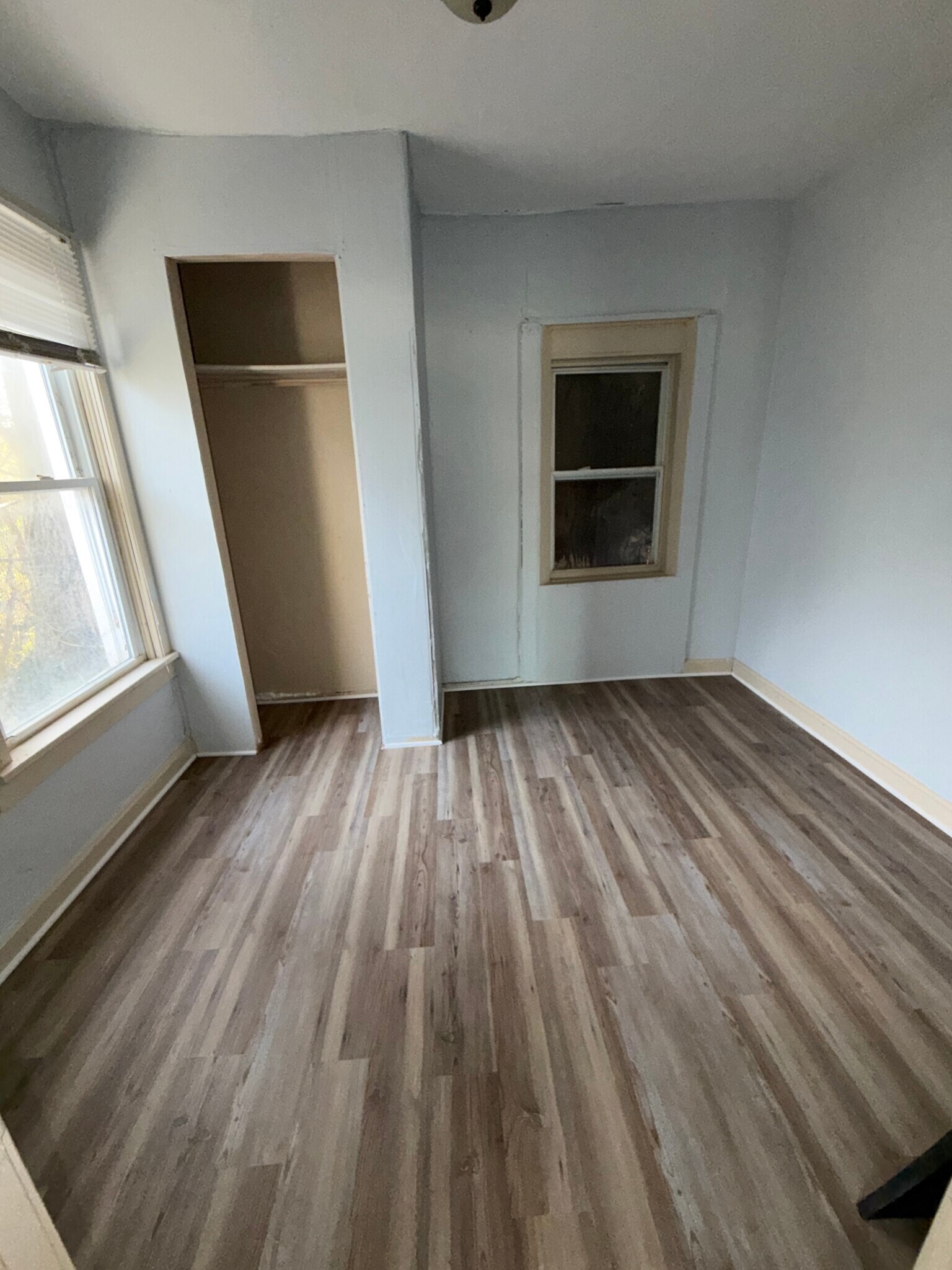 Building Photo - 730 N 74th St