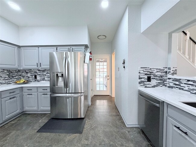 Building Photo - 7015 Puerta Vista Ln