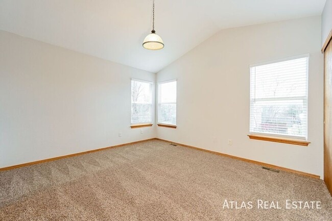 Building Photo - 1233 S Alton Ct