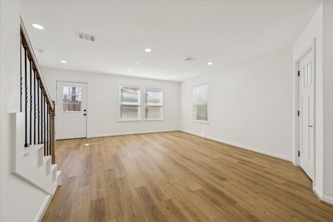 Building Photo - 9913 Porto Rico Rd