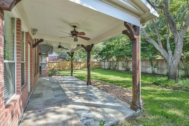 Building Photo - 24031 Bonnamere Ln
