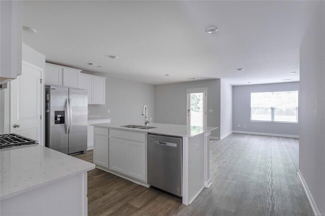 Building Photo - 7621 Shaddix St