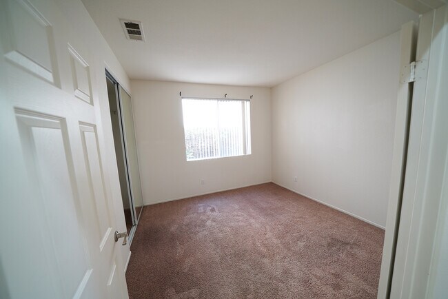 Building Photo - 29070 St Tropez Pl