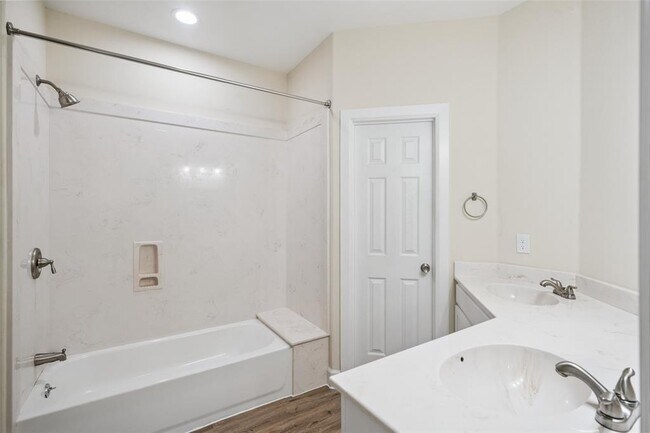 Building Photo - 14107 Overstreet Dr