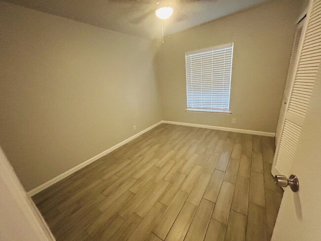 Building Photo - 4 Bed/2 Bath in North East SA