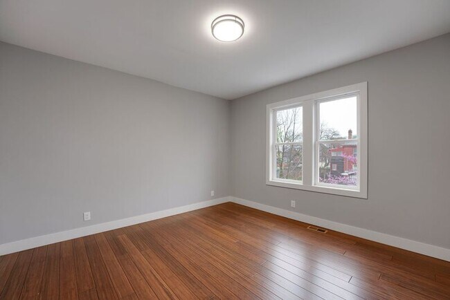 Building Photo - 389-391-391 Berkeley Rd