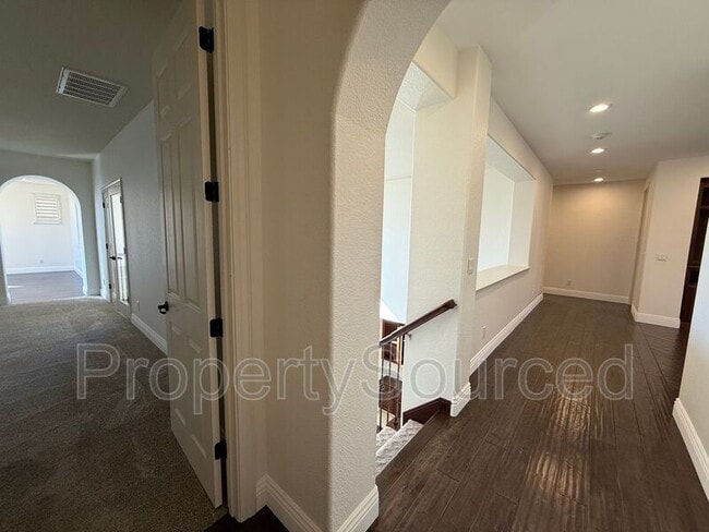 Building Photo - 4060 Chiavari Way