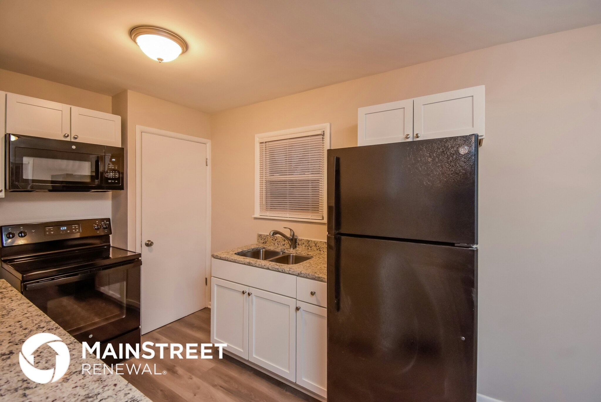 Building Photo - 5234 E 20th St