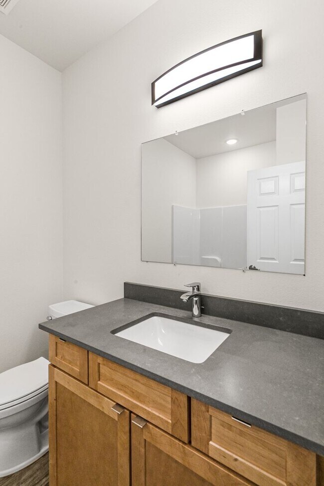 Building Photo - Brand New Townhomes 15 Minutes from Bentonville!