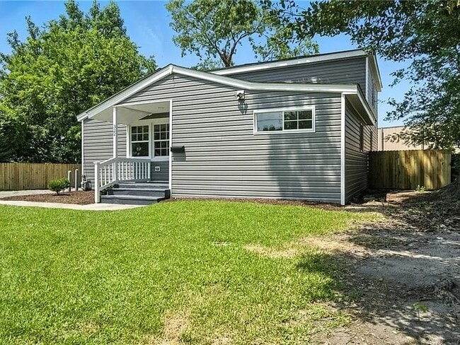 Building Photo - 322 Naval Base Rd